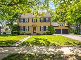 24 Ardsmoor Rd, Melrose, MA 02176