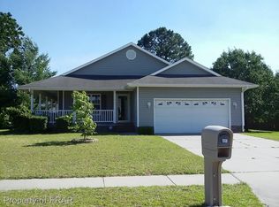 132 Mosswood Dr, Raeford, NC 28376