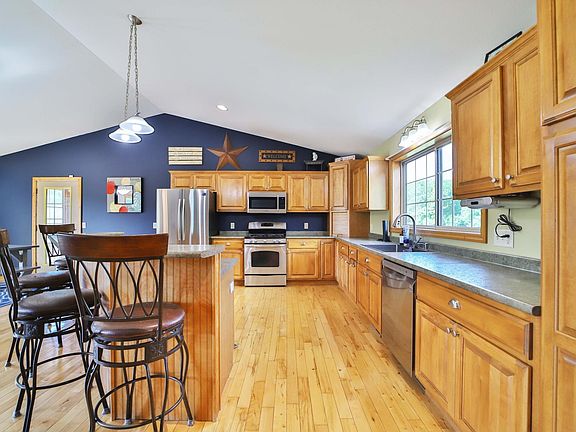 3rd image of 20697 Carolyn Ln