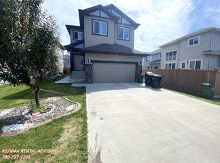 2443 15th Ave NW, Edmonton, AB T6T2L3