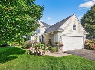 10241 Country Club Curv, Woodbury, MN 55129