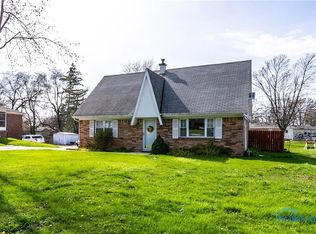 1572 S Clinton St, Defiance, OH 43512