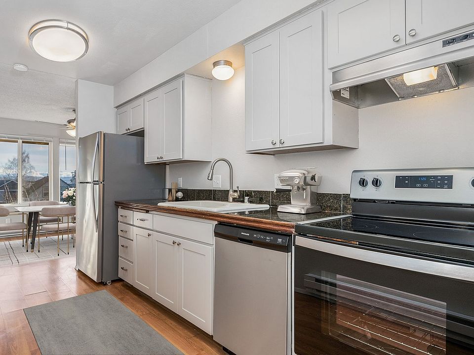 1st image of 3614 Wetmore Ave #3