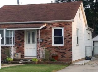 180 N Hawthorne St, Massapequa, NY 11758