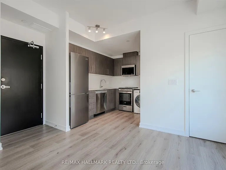 851 Sheppard Ave W #35 — Photo 6