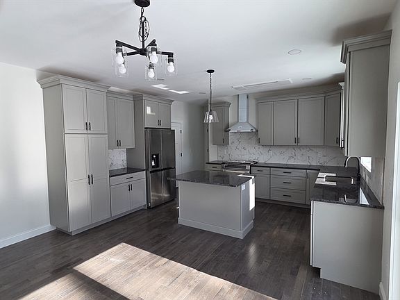 3rd image of 13 Cricket Ln #13