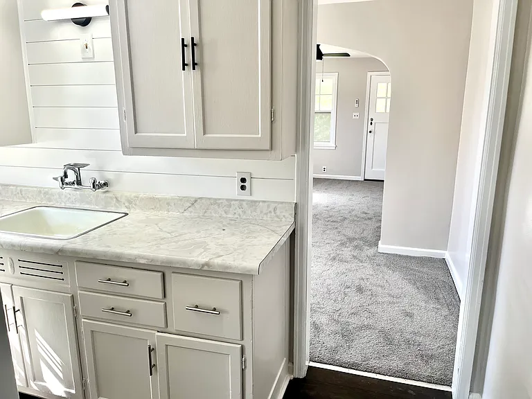 4205 English Ave — Photo 4