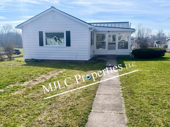 720 S Richmond St, Winchester, IN 47394