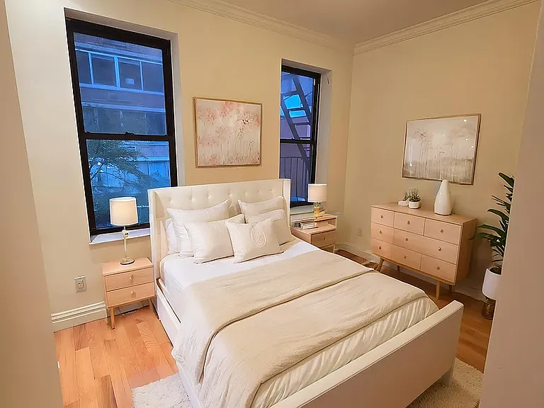 334 E 73rd St #5A — Photo 1