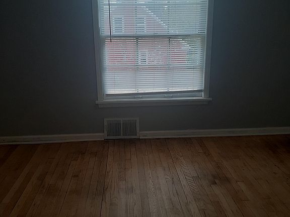 5th image of 19931 Revere St