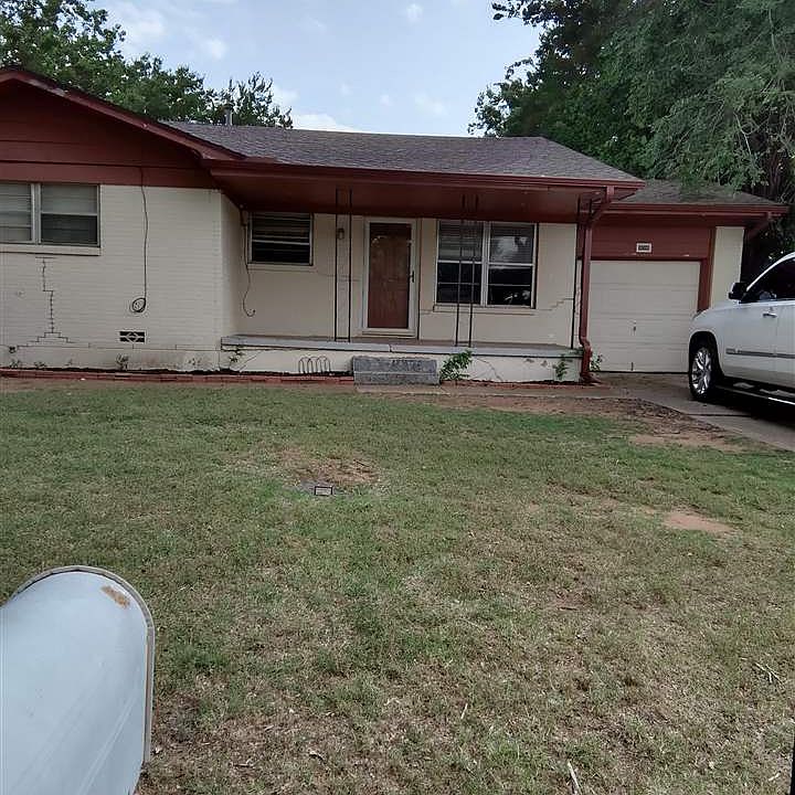 1st image of 5718 NW Ash Ave