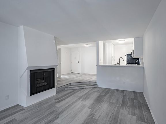 2nd image of 11730 W Sunset Blvd #609339152
