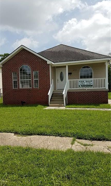1st image of 6755 Deanne St