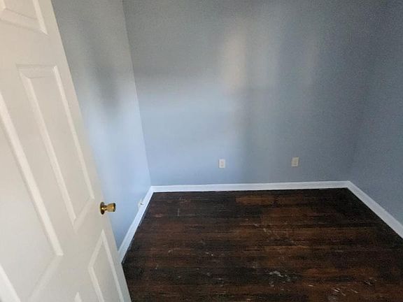 5th image of 1865 Hanford Ave