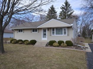8014 W Margaret Ln, Franklin, WI 53132
