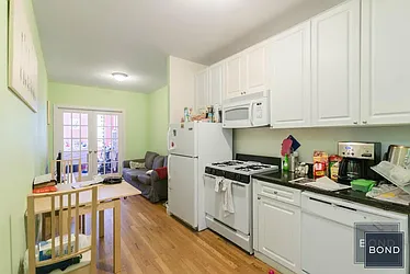 Rented by Bond New York