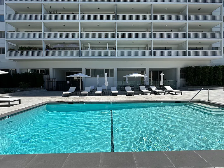 999 N Doheny Dr #904 — Photo 13