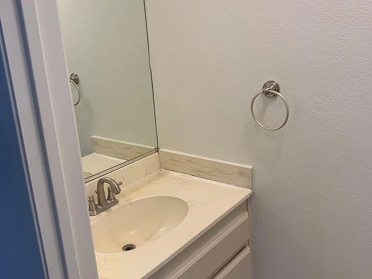 7028 Newlin Ave #C — Photo 11