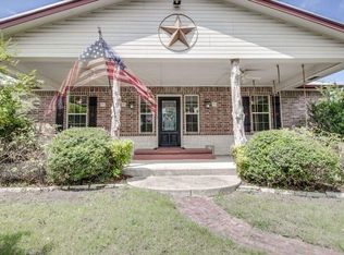 1240 Pratt Rd, Red Oak, TX 75154