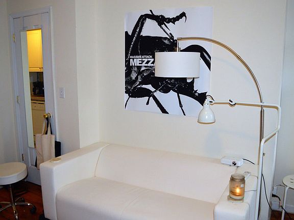 4th image of 322 E 6th St APT 8