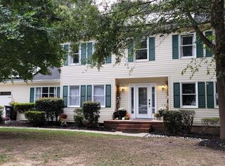 200 Foxworth Ln, Simpsonville, SC 29680
