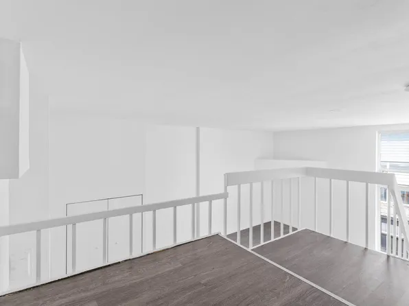 88 Fulton Street image 4 of 9