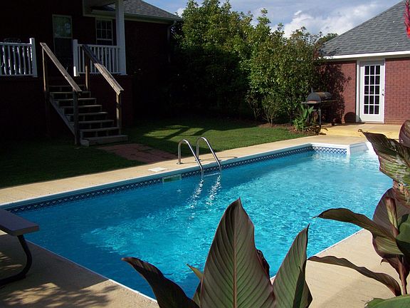 POOL, POOL HOUSE