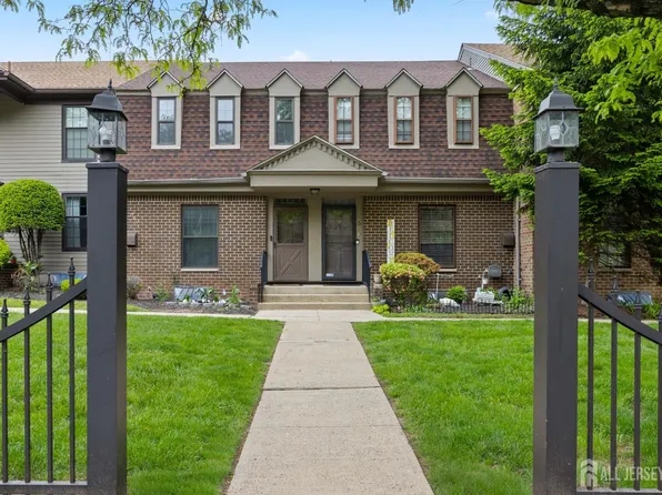 323 Gills Ln Unit 5-H, Iselin, NJ 08830