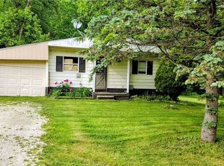 2399 Bonna Dr, Uniontown, OH 44685