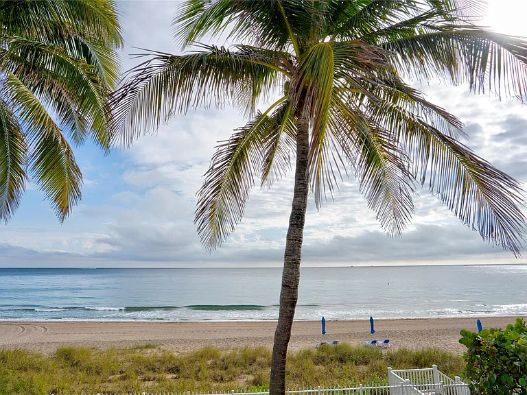 4240 Galt Ocean Dr #1006 — Photo 42
