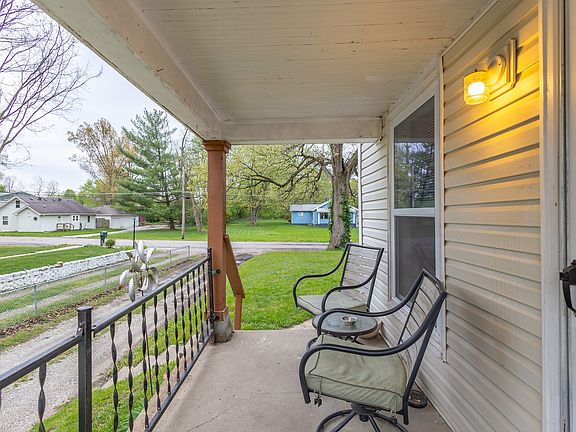 5th image of 1934 E Epler Ave