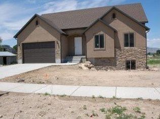 664 E 400 N, Salem, UT 84653