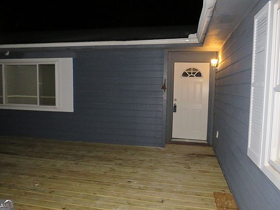 2nd image of 1105 Hampton Rd