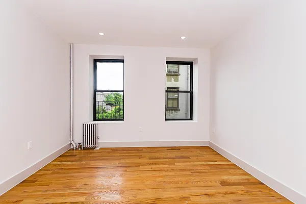 Rented by Nooklyn NYC LLC | media 13