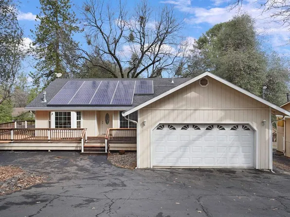 18958 Digger Pine St, Groveland, CA 95321