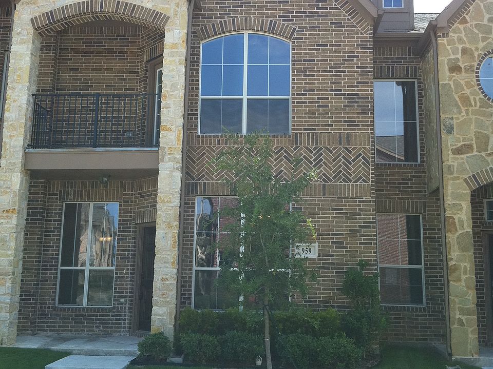 959 Shelby Lane 