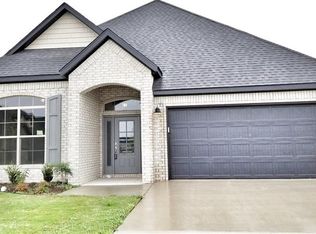 3601 SW Mistletoe Ave, Bentonville, AR 72713