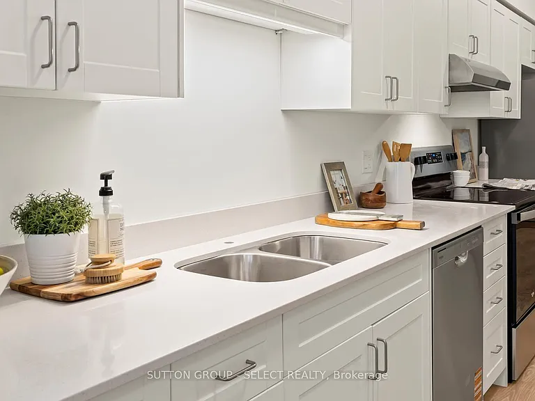 351 Hill St #202 — Photo 12