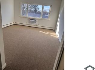 129 Jackson Ave APT 33, Bridgeport, CT 06606