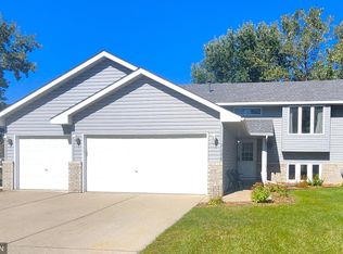 2095 122nd Ave NW, Coon Rapids, MN 55448