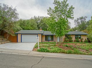 1515 Wimbledon Dr, Auburn, CA 95603