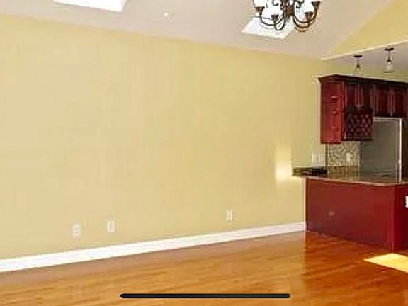 3rd image of 312 Randolph Ave #1