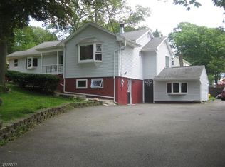 223 Windsor Ave, Hopatcong, NJ 07843