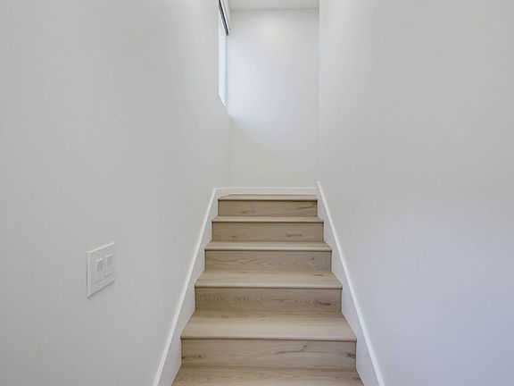 4th image of 4318 Olney St