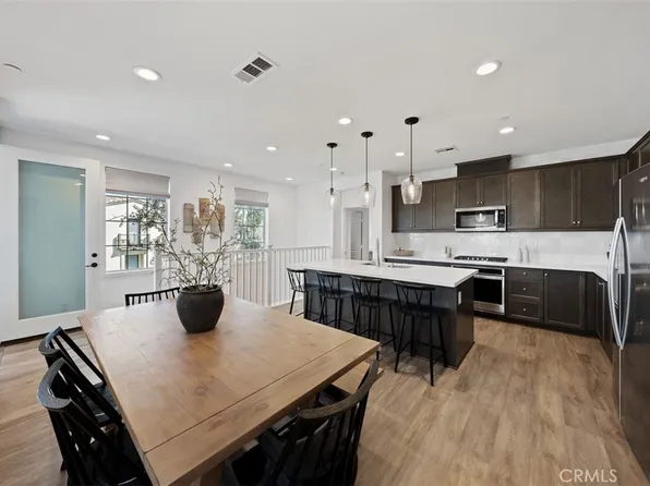 20 Jaripol Cir, Mission Viejo, CA 92694