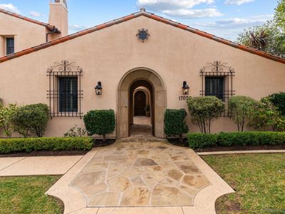 17026 San Antonio Rose Ct, San Diego, CA, 92127