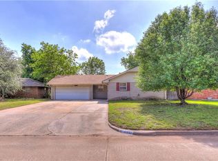 2932 N Alexander Ln, Bethany, OK 73008