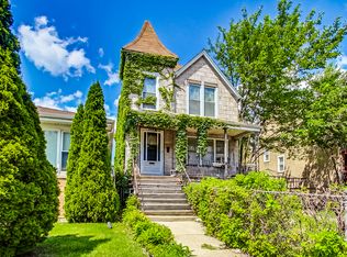 4026 W Addison St, Chicago, IL 60641
