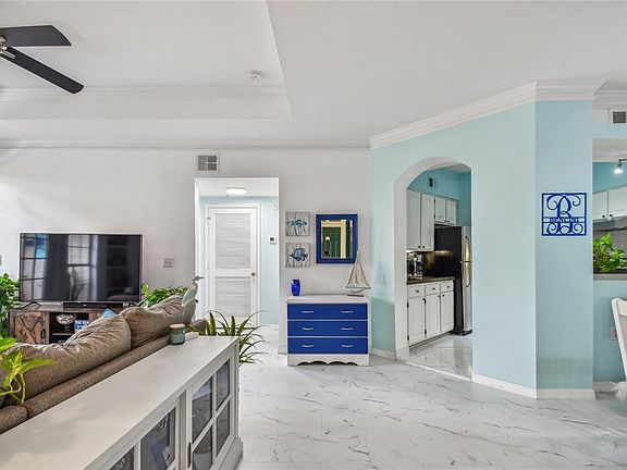 3rd image of 4304 BAY CLUB CIRCLE #0