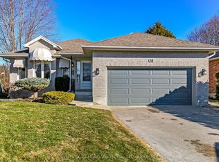 18 Hickory Blvd W, Strathroy Caradoc, ON N7G4A9